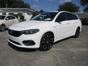Fiat Tipo 1.6Mulitjet Automaat/Navi/90.000km beschikbaar voor biedingen