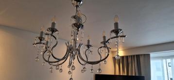 Grote mooie kroonluchter beschikbaar voor biedingen