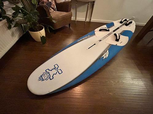 Starboard Go 122 Freeride doorgroei board in top conditie, Watersport en Boten, Windsurfen, Zo goed als nieuw, Plank, Minder dan 250 cm