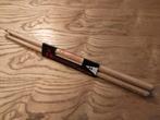 3 drumstokken van het merk DW (5A hickory eikeltip), Muziek en Instrumenten, Ophalen of Verzenden, Gebruikt