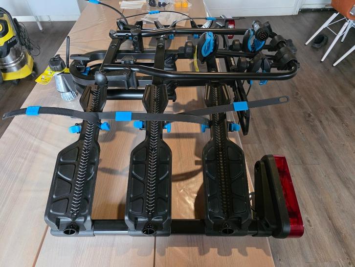 Porte vélo NORAUTO E-FIT 100-3 neuf, Auto diversen, Fietsendragers, Nieuw, Trekhaakdrager, 3 fietsen of meer, Brede banden, Elektrische fiets