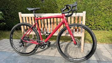 Vélo Gravel Megamo Jakar, Autres marques, 10 à 15 vitesses, 57 à 61 cm, Comme neuf