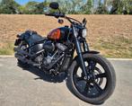 HD Street Bob 2022 - 3800 kms - Jekill & Hide - Etat neuf !, Motoren, 2 cilinders, Particulier, Meer dan 35 kW, 1868 cc