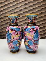 Een paar Chinese Cloisonné vazen, Antiek en Kunst, Ophalen of Verzenden