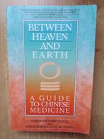Between Heaven and Earth - TCM, Boeken, Studieboeken en Cursussen, Ophalen of Verzenden, Gelezen