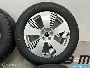 NIEUW ORIGINEEL! 19 inch velgen Audi Etron! 4KE601025Q beschikbaar voor biedingen