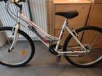 VELO ESPERIA 26" POUCES 18 VITESSES, Fietsen en Brommers, Ophalen, Gebruikt, Versnellingen