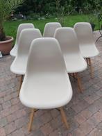 6 eetkamerstoelen model Eames, Ophalen, Zo goed als nieuw