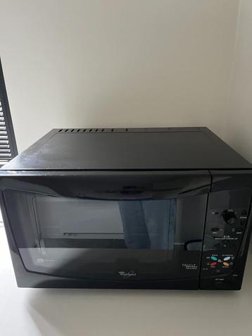 Microgolf-oven MT52  Whirlpool incl toebehoren beschikbaar voor biedingen