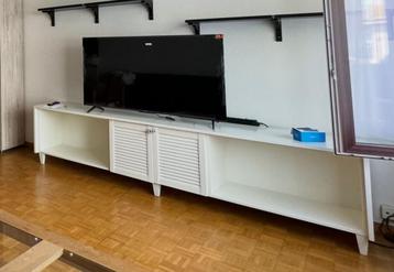 Gratis tv kast beschikbaar voor biedingen