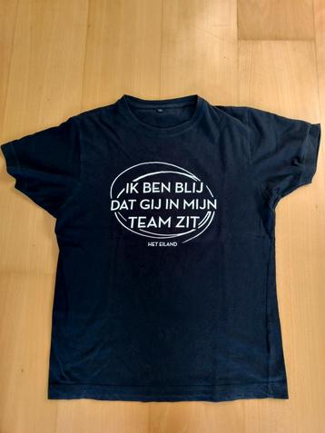 T-shirt  beschikbaar voor biedingen