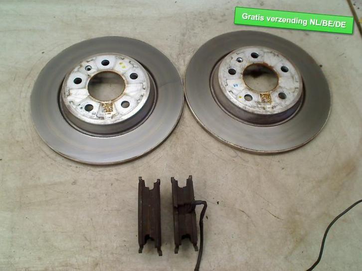 REMSCHIJFSET ACHTER Audi A6 Avant (C7) (8K0615601B), Auto-onderdelen, Remmen en Aandrijving, Audi, Gebruikt