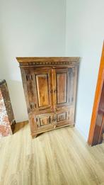 Houten kast, Ophalen