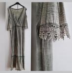 Mooi lang kleedje met blote schouders perfecte staat L/ XL, Kleding | Dames, Gelegenheidskleding, Ophalen of Verzenden, Zo goed als nieuw