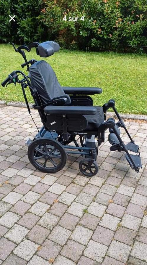 Fauteuil roulant confortable avec assistance électrique, Divers, Chaises roulantes, Comme neuf, Enlèvement