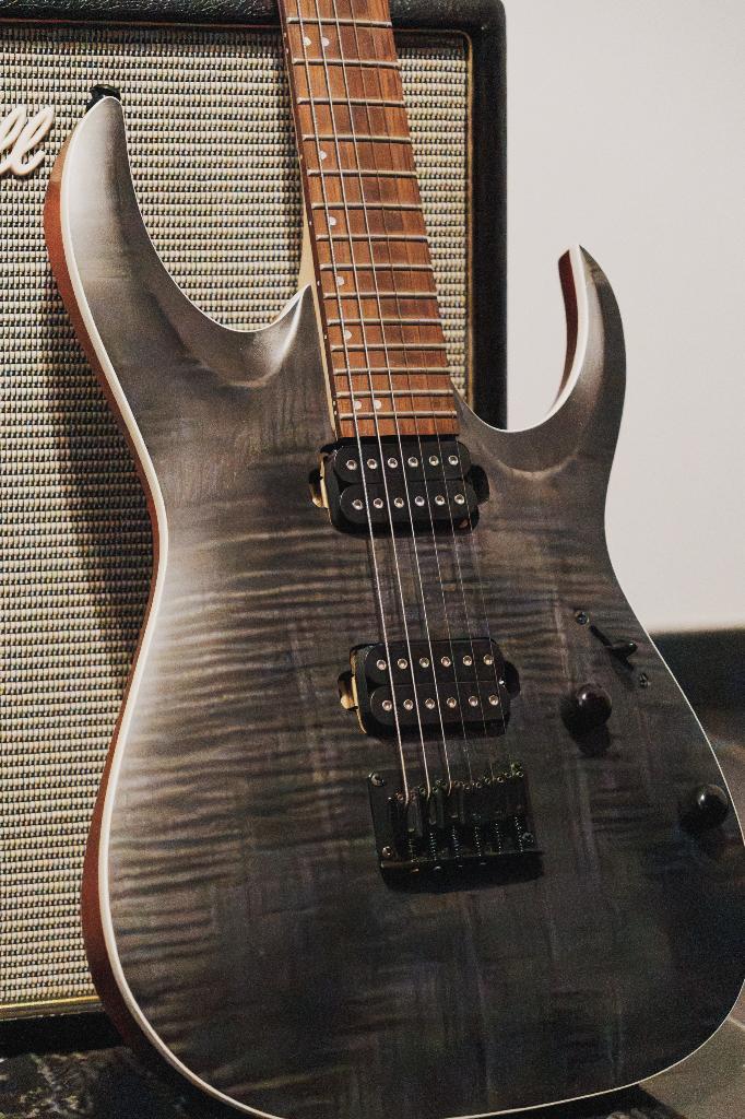 Ibanez RGA42FM-TGF, Muziek en Instrumenten, Snaarinstrumenten | Gitaren | Elektrisch, Zo goed als nieuw, Solid body, Ibanez, Ophalen