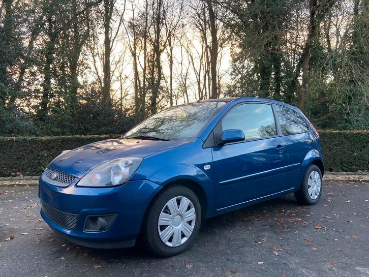 Ford Fiesta 1.3 Style - Climatisation - Roule parfaitement !, Autos, Ford, Particulier, Fiësta, Airbags, Air conditionné, Ordinateur de bord