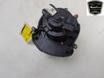 KACHEL VENTILATORMOTOR Dacia Sandero III (01-2019/-), Gebruikt, Dacia
