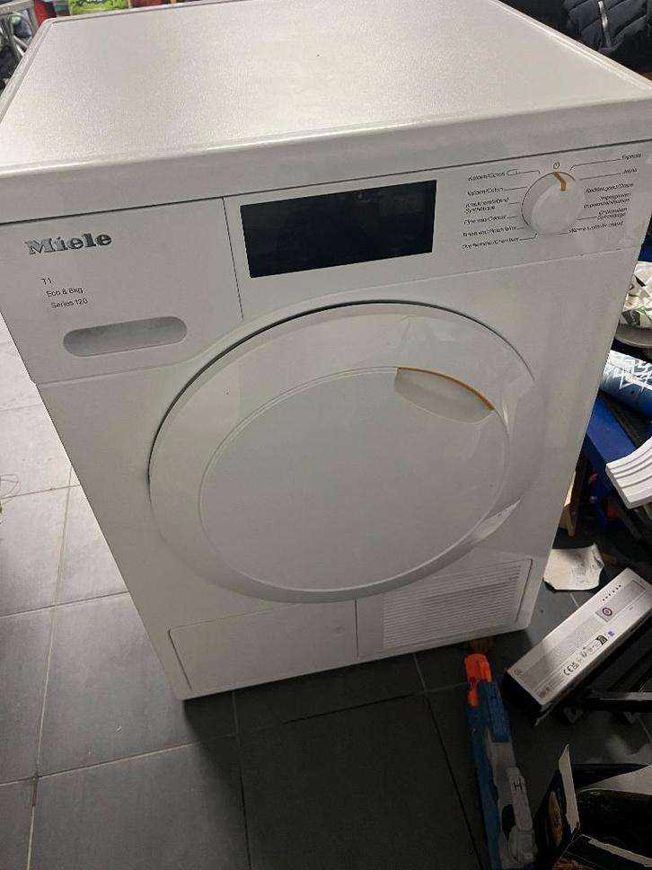 droger, Elektronische apparatuur, Droogkasten, Gebruikt, Condens, Voorlader, 8 tot 10 kg, 85 tot 90 cm, Energieklasse A of zuiniger