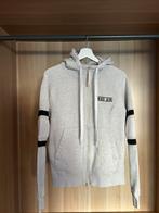 Truien in goede staat, Ophalen, Zo goed als nieuw