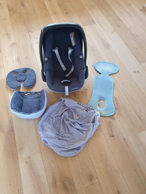 Maxi-cosi met isofix base en toebehoren, Kinderen en Baby's, Autostoeltjes, Gebruikt, Maxi-Cosi, 0 t/m 13 kg, Isofix, Ophalen