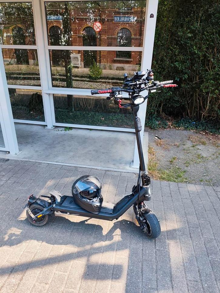 Nami klima one !!!!!, Vélos & Vélomoteurs, Trottinettes, Comme neuf, Step électrique (E-scooter)