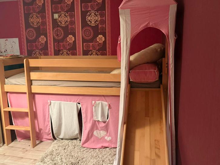 Lit cabane avec toboggan, Kinderen en Baby's, Kinderkamer | Stapelbedden en Hoogslapers, Zo goed als nieuw, Overige typen, Ophalen