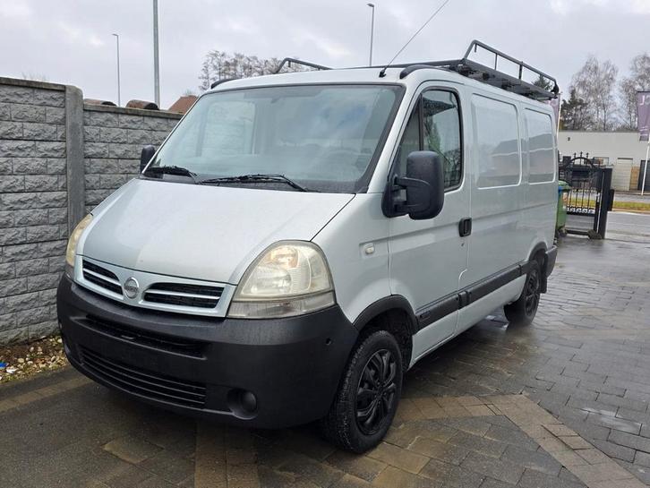 Nissan Interstar 2.5dci gekuerd voor verkoop met airco 2009, Auto's, Bestelwagens en Lichte vracht, Bedrijf, Nissan, Ophalen