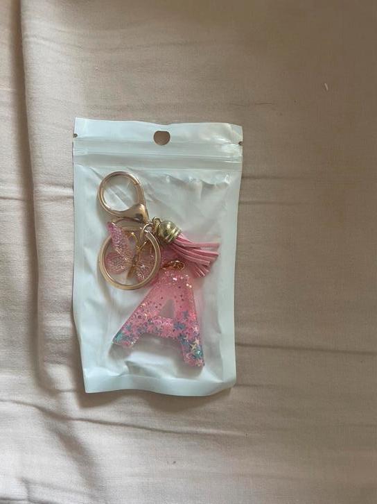 Roze sleutelhanger letter A, Verzamelen, Sleutelhangers, Zo goed als nieuw, Ophalen of Verzenden