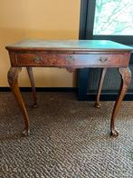 Dressoir/tafel ( houtsnijwerk + lades) nu voor €59,-, Antiek en Kunst, Ophalen
