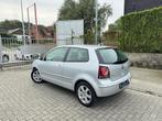 Volkswagen Polo United 1.2i Benzine Airco * 1 JAAR GARANTIE, Voorwielaandrijving, Stof, Gebruikt, Zwart