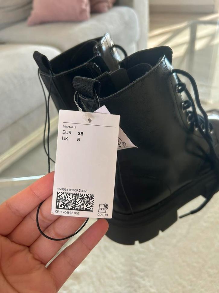 Nieuwe schoenen maat 38 ongedragen, Kinderen en Baby's, Babykleding | Schoentjes en Sokjes, Nieuw, Meisje, Laarsjes, Ophalen