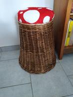 tabouret en rotin avec coussin en forme de champignon, Enlèvement, Utilisé, Matériaux autres