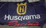 Husqvarna racing vlag, Diversen, Vlaggen en Wimpels, Ophalen of Verzenden, Zo goed als nieuw