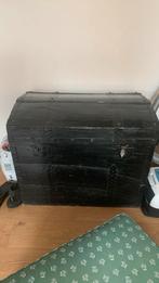 Grand coffre noir, Comme neuf, 100 à 150 cm, Chêne, 50 à 75 cm