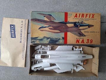 Airfix Blackburn N.A.39 beschikbaar voor biedingen