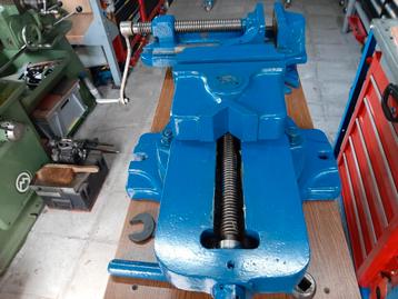 2 zware machine klemmen  beschikbaar voor biedingen