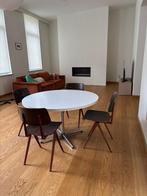 Vintage ronde stevige tafel (zonder stoelen), Huis en Inrichting, Ophalen, Rond, 100 tot 150 cm