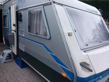 Te huur beschikbaar voor biedingen