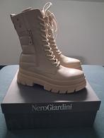 Nieuwe boots nero giardini  !!!, Beige, Lage of Enkellaarzen, Nieuw, Ophalen of Verzenden