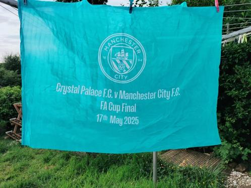 Manchester City vlag FA-finale 2025, Verzamelen, Sportartikelen en Voetbal, Nieuw, Vaantje of Sjaal, Ophalen of Verzenden