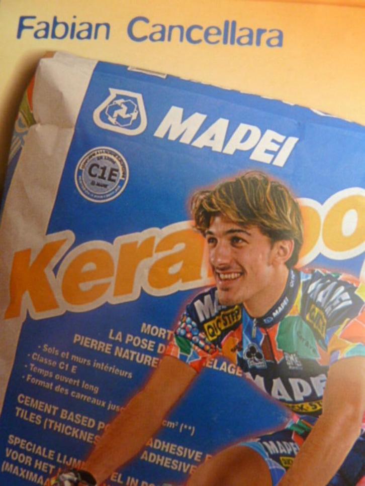 Mapei Quick-Step 2002, 40 cartes cyclistes, 15x10,5cm., Collections, Articles de Sport & Football, Comme neuf, Affiche, Image ou Autocollant