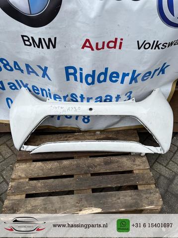 Toyota Aygo B4 voorbumper kaal beschikbaar voor biedingen
