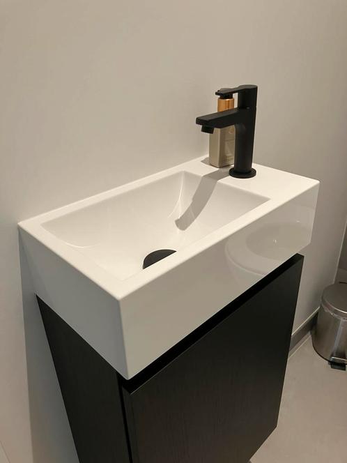 WASTAFEL VIKA FONTANA 40 - 22-11,5 CM wit gietcement, Huis en Inrichting, Badkamer | Badkamermeubels, Nieuw, Wasbak of Wastafel