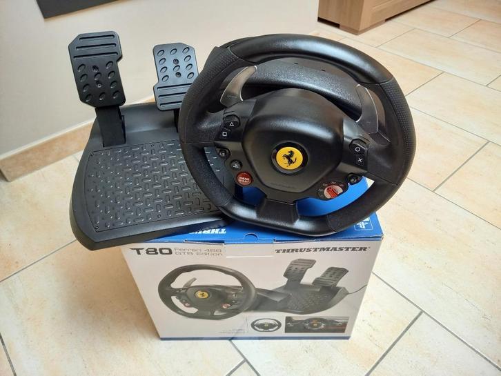 T80 racestuur + pedalen, Games en Spelcomputers, Spelcomputers | Sony Consoles | Accessoires, Zo goed als nieuw, PlayStation 4