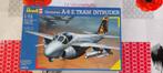 Revell Grumman A-6 E Tram intruder 1/72, Hobby en Vrije tijd, 1:72 tot 1:144, Revell, Ophalen of Verzenden, Zo goed als nieuw