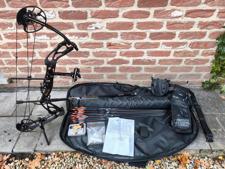 Arc neuf Sandila Hero x8 avec kit complet à vendre, Sport en Fitness, Handboogschieten, Zo goed als nieuw, Pijlen, Ophalen