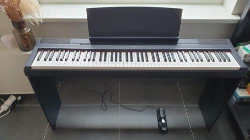 Piano Yamaha P115 + onderstel + sustain pedaal, Musique & Instruments, Pianos, Utilisé, Piano, Noir, Digital, Enlèvement ou Envoi