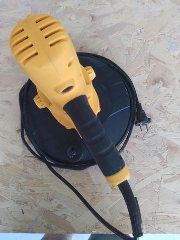 Wand- en plafondschuurmachine 1220W - 225MM beschikbaar voor biedingen