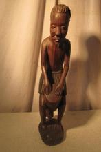 Mooi Afrikaans Houten Beeld - Oude Man met Trommel - 41cm, Ophalen of Verzenden